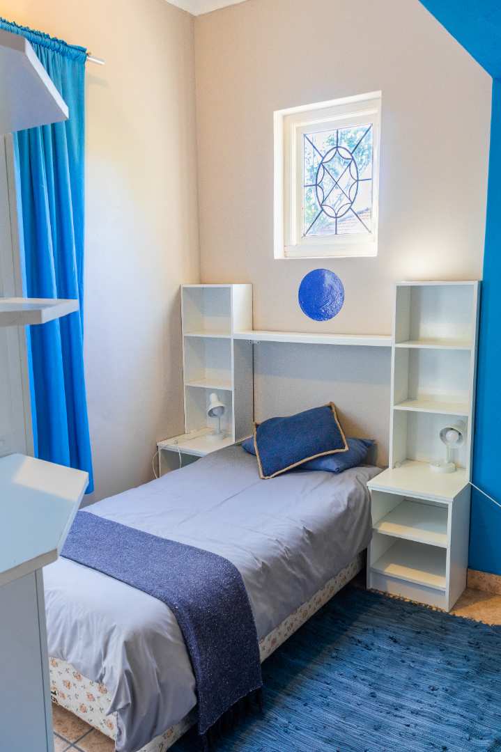 6 Bedroom Property for Sale in Mowbray Western Cape